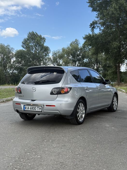 Продам Mazda 3 bk