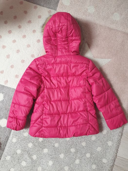 Kurteczka przejściowa jesień/zima firmy Zara rozmiar 116