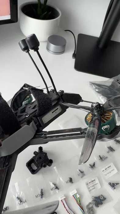 FPV Diatone Roma F5 6S/5 inch V2 DJI + GPS