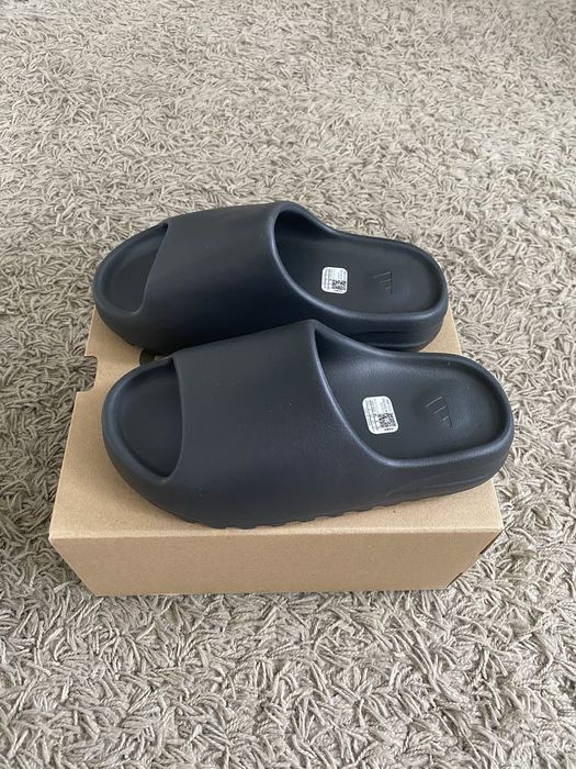 Adidias Yeezy Slide Onyx