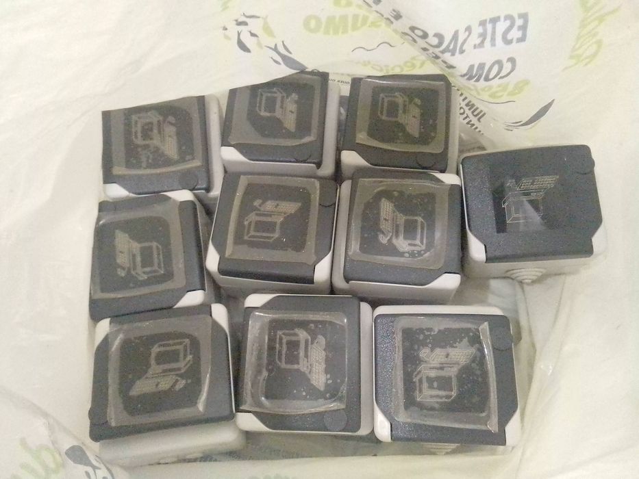 Fichas para o exterior novas cada 1,50€ tenho 10 fichas