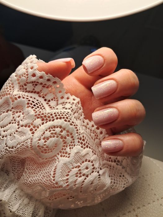 Stylizacja paznokci oraz zabiegi kosmetyczne