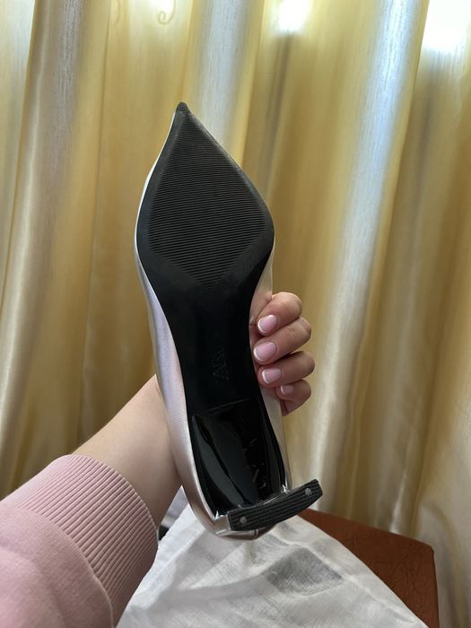 Туфлі срібні Zara шкіра