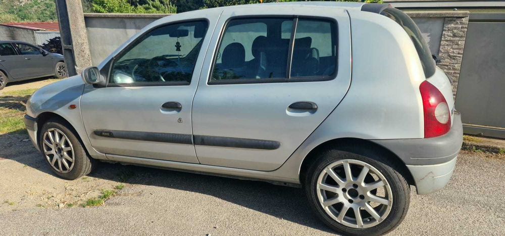 Vendo Renault clio