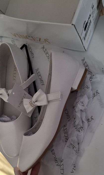 Buty komunijne nowe
