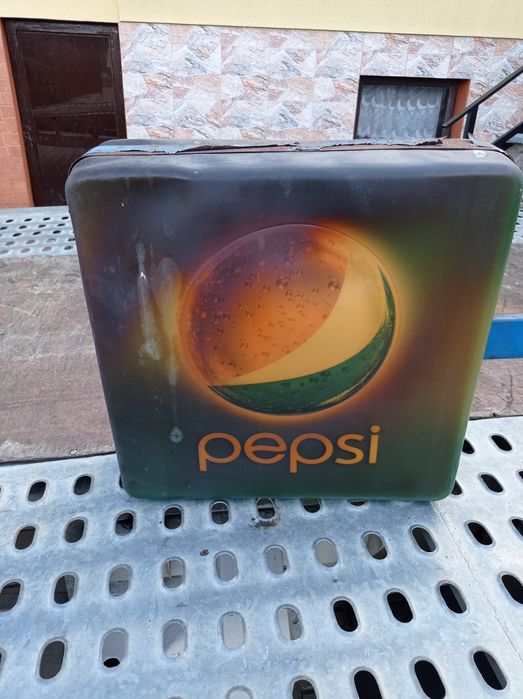 Kaseton reklamowy , podświetlany  230v 49x49