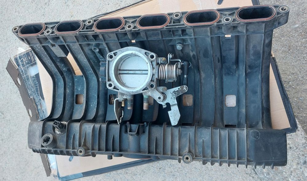 Colector de admissao bmw m50b25i