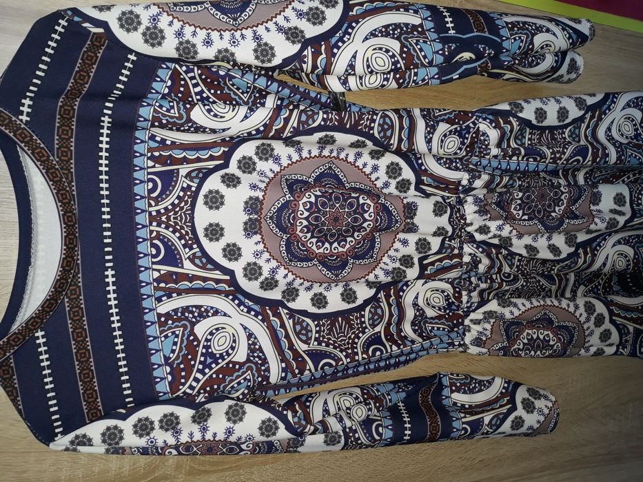 Sukienka wzory granat