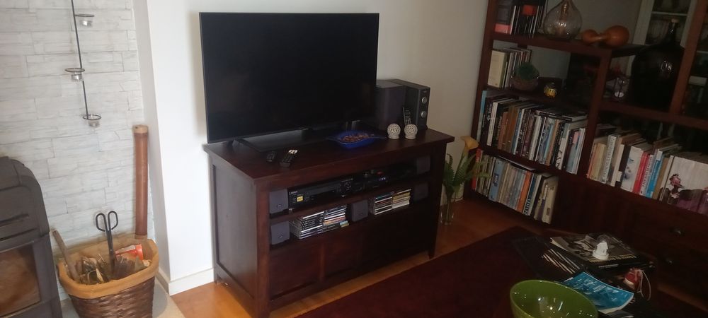 Móvel APARADOR  para TV e Multimédia