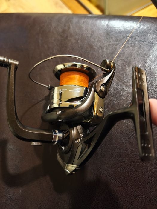 Cana Shimano e carreto sem uso