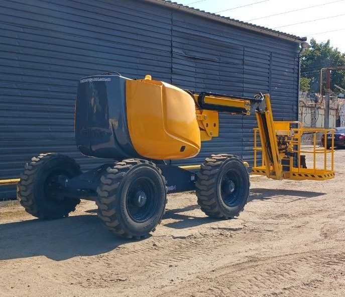 Дизельний колінчастий підйомник 16 м Haulotte HA16PX 4x4