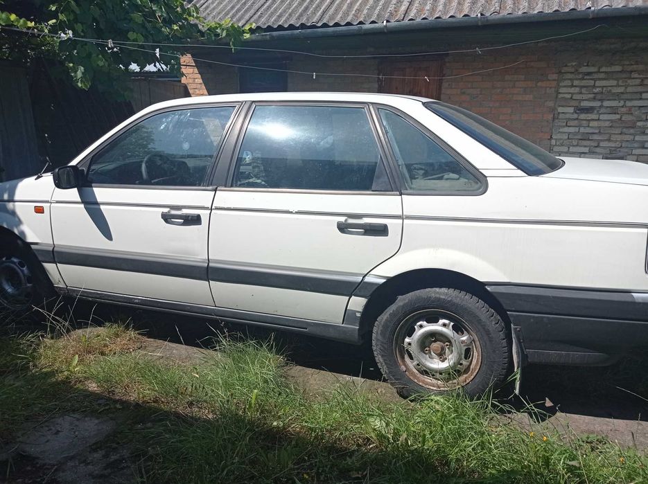 Продається автомобіль Пасат Б3, 1.9 дизель, 1991 року, пробіг 340тис. км.