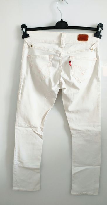 Damskie jeansy Levi's 504  Slouch Straight W26 L32