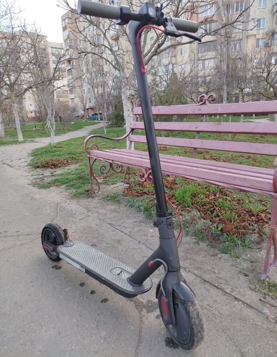 Электро самокат Xiomi 365