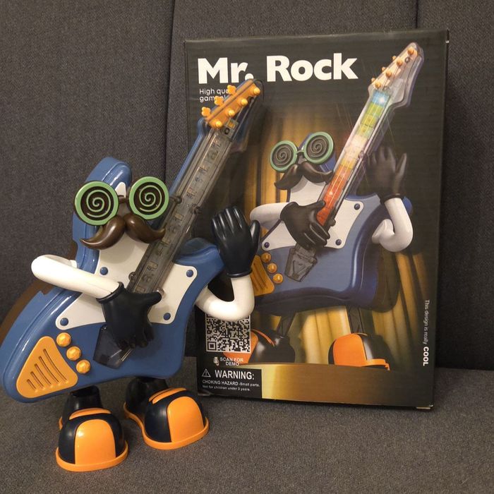 Танцююча іграшка