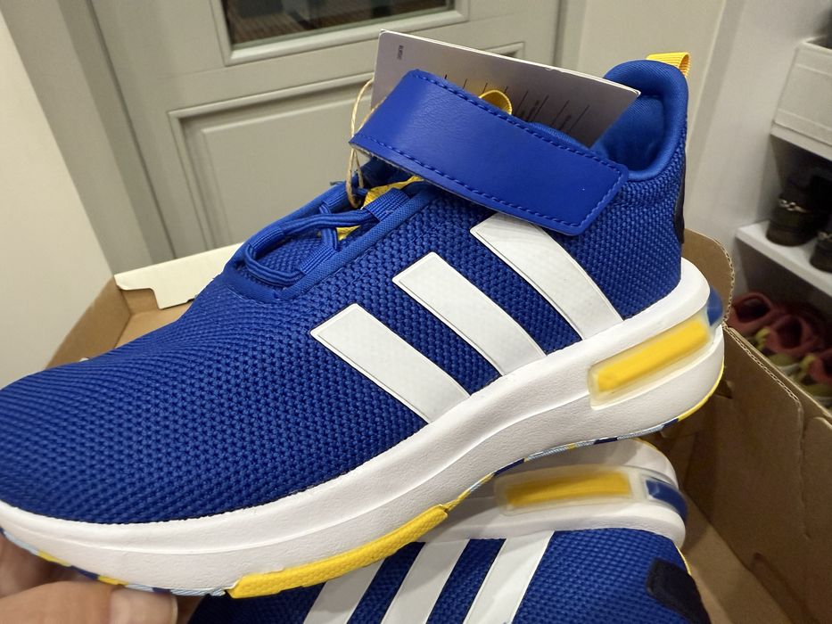 Кросівки adidas оригінал