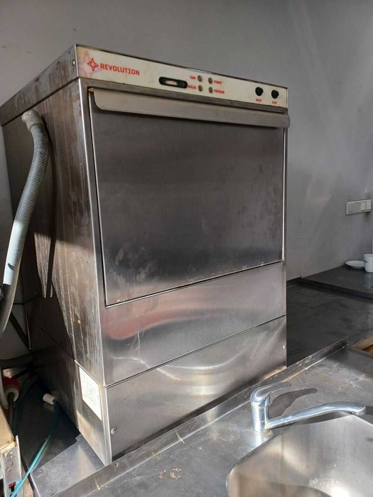 używany sprzęt gastronomiczny: zmywarka Hendi Revolution 50 TF
