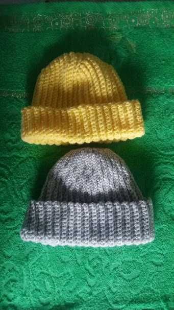 Вязаные женские шапочки ручная работа