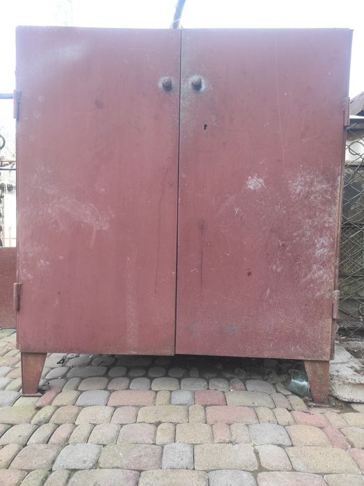 Шафа металева,інструментальна шафа,тумба металева