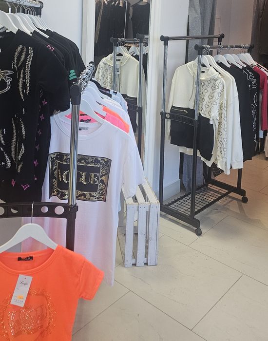 Nowa odzież damska I męska