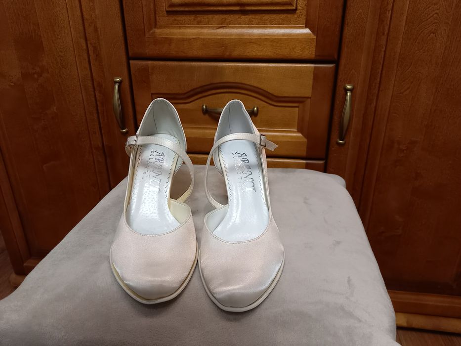 Buty ślubne ivory, wizytowe, czółenka NOWE rozm. 36, 40