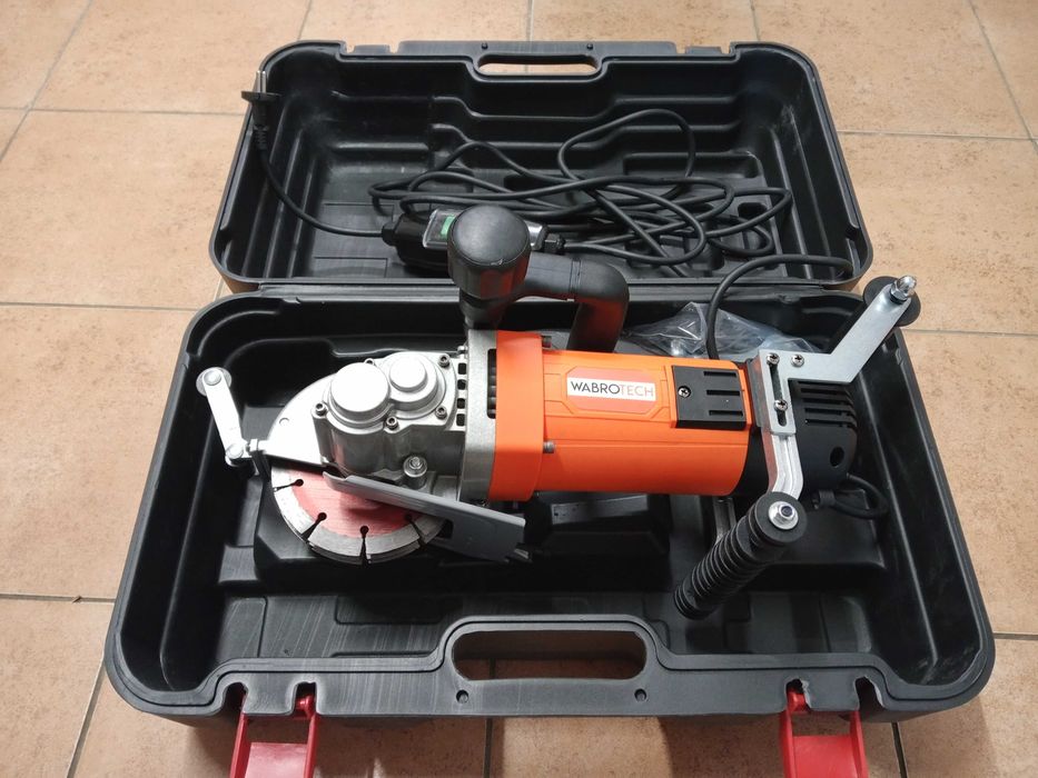 Wynajem bruzdownicy bruzdownica Wypożyczalnia Nadarzyn