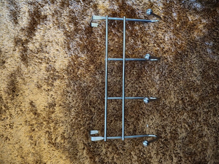 Cabide de porta prático