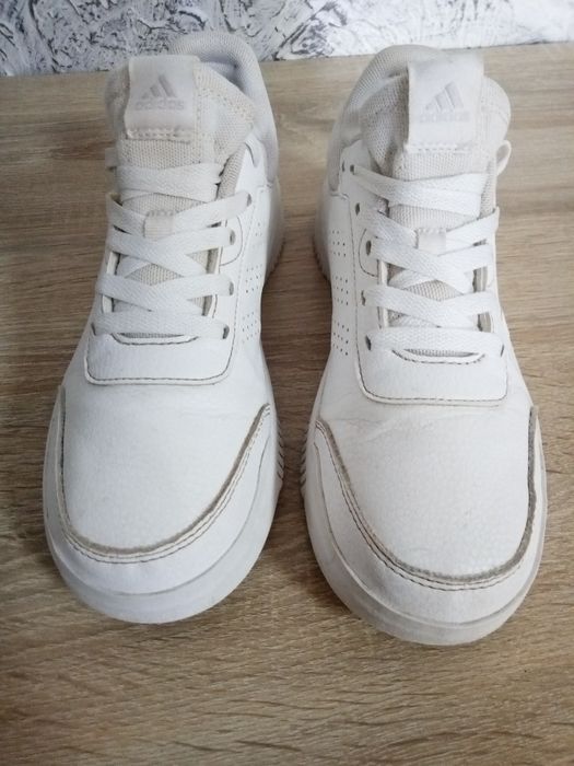 Кроссовки Adidas.38-38.5 р.оригинал