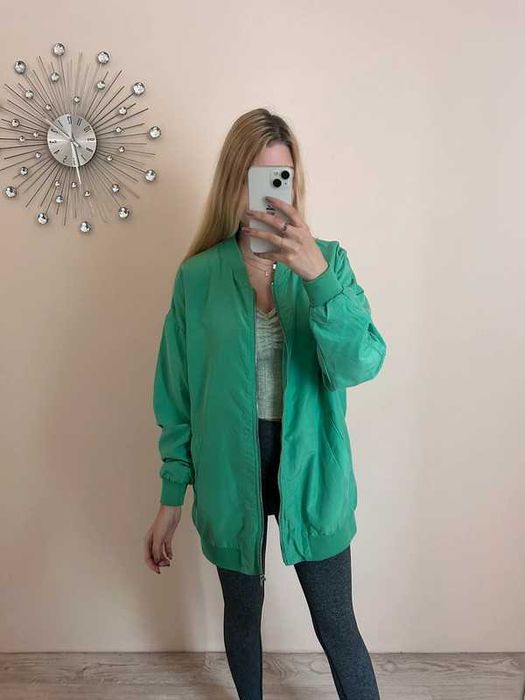 Zielona kurtka bomberka oversize długa Monki S 36 70% modal