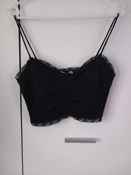 Top krótki koronkowy