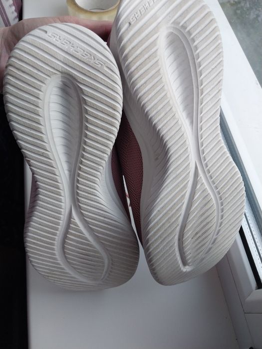 Кроссовки Skechers