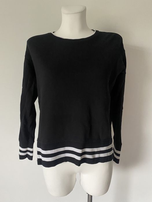 Czarna cienka bluza z paskami rozmiar XS H&M