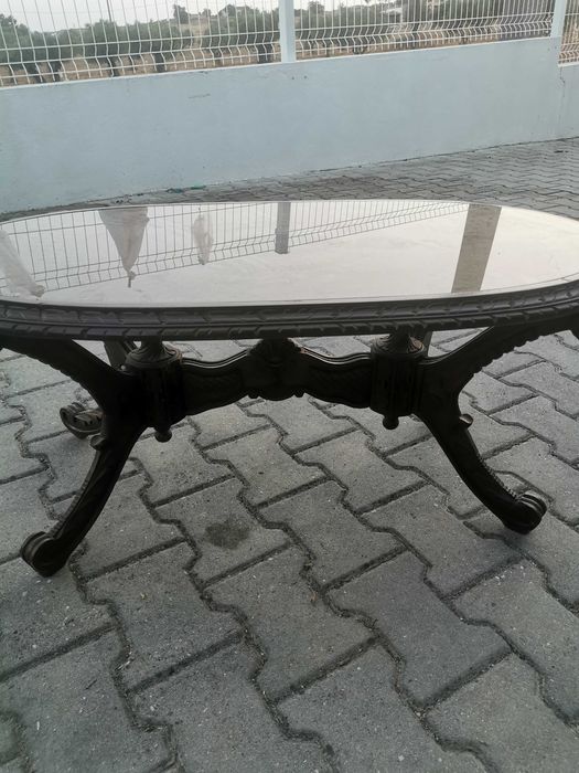 Mesa de centro tampo verga com vidro