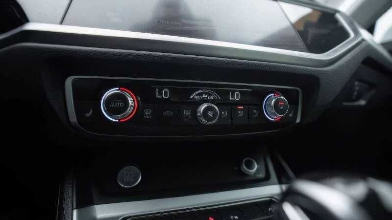 2020 Audi Q3 quattro Premium 45 TFSI
