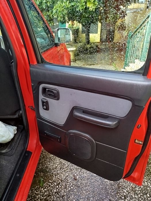 Nissan Navara D22 11/2004