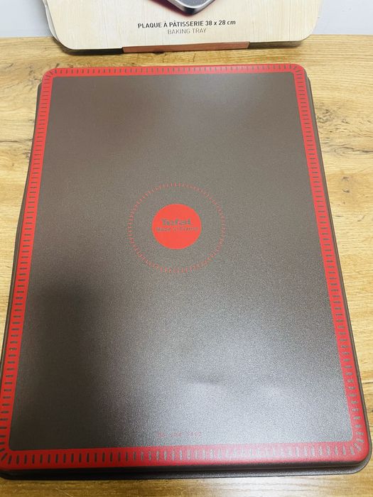 Klasyczna forma Tefal 28 x 38cm