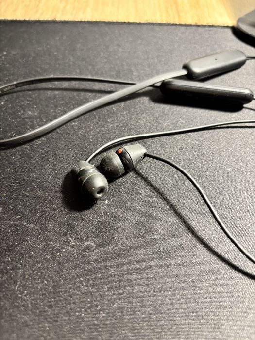 Sony WI-C200 Słuchawki