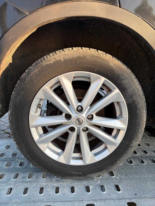 Jantes Nissan Qashqai 215/60R17