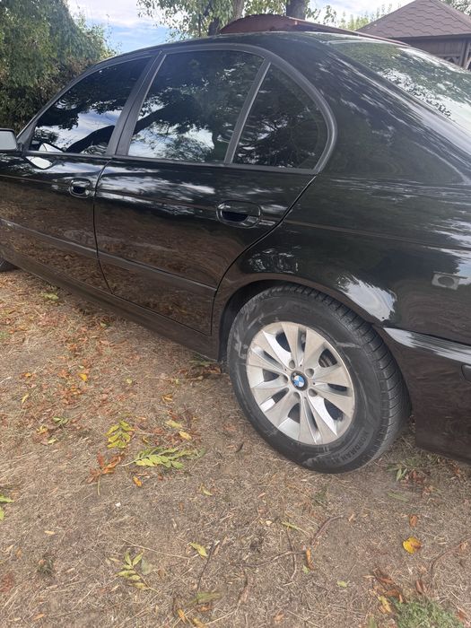 Продам авто бмв е39