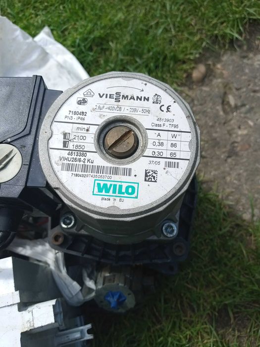 Pompa obiegowa Viessmann kocioł piec gazowy Vitopend 100