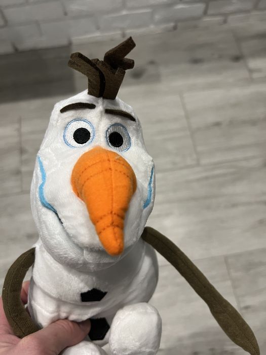 Kraina Lodu, maskotka Bałwanek Olaf