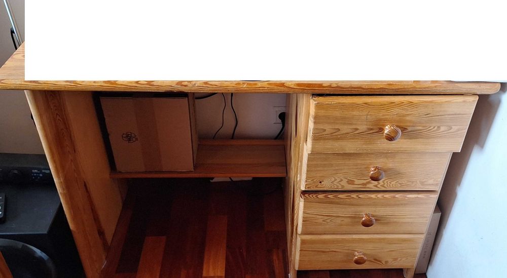 Meble sosnowe - szafa, regały, komoda, biurko