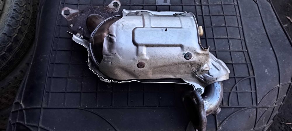 katalizator dacia sandero lift II 0.9 tce h4bb410