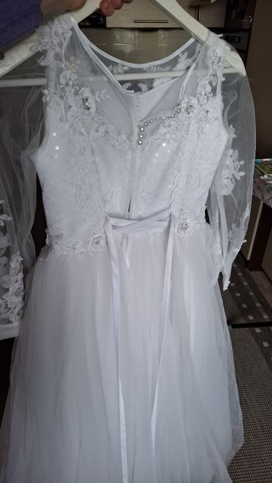 Сукня (плаття) на причастя