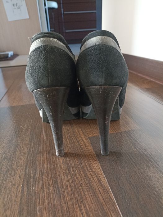 Oddam Czarne buty szpilka 37 i 1/2