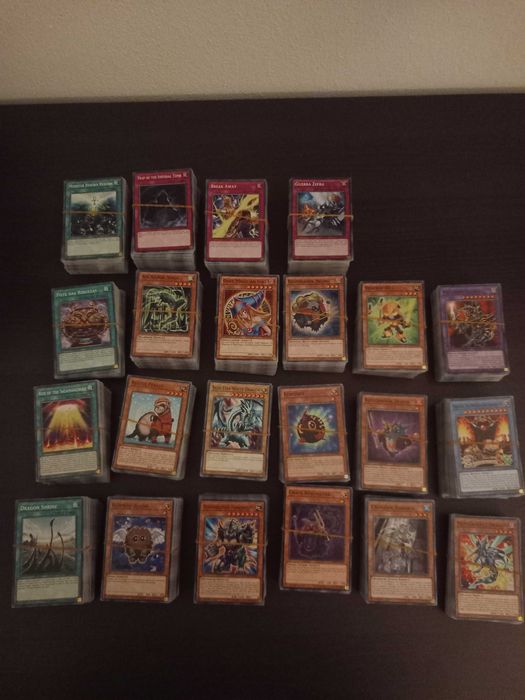 Vendo Coleção de Yu-Gi-Oh TCG
