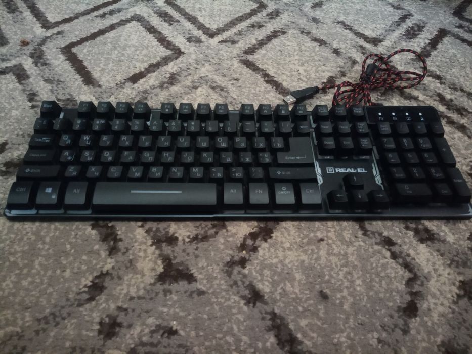Игровая клавиатура RealEl Gaming 8700 Backlit механика