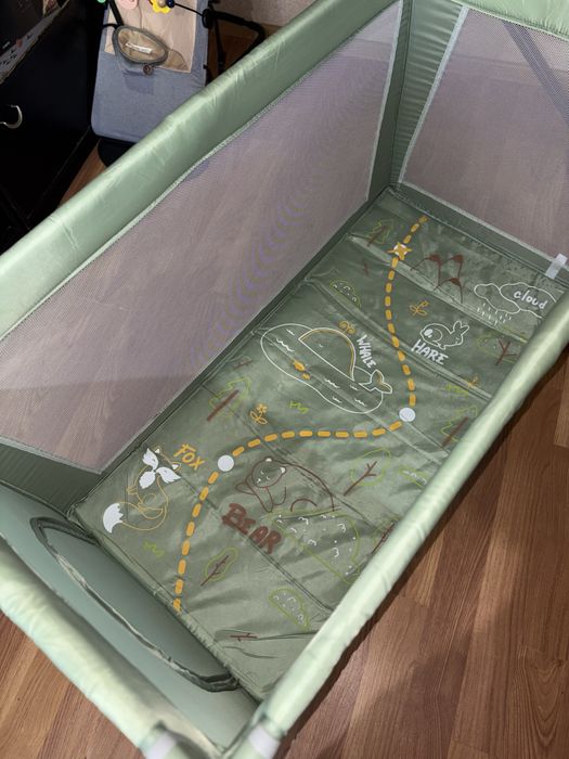 Дитяче ліжечко Carrello Piccolo Plus.