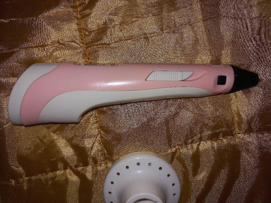 3-D Ручка рожева