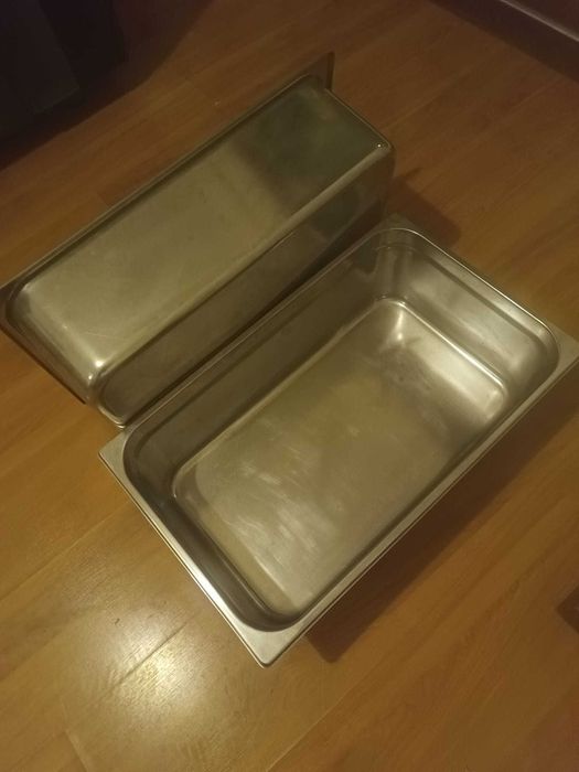 2 tabuleiros em inox